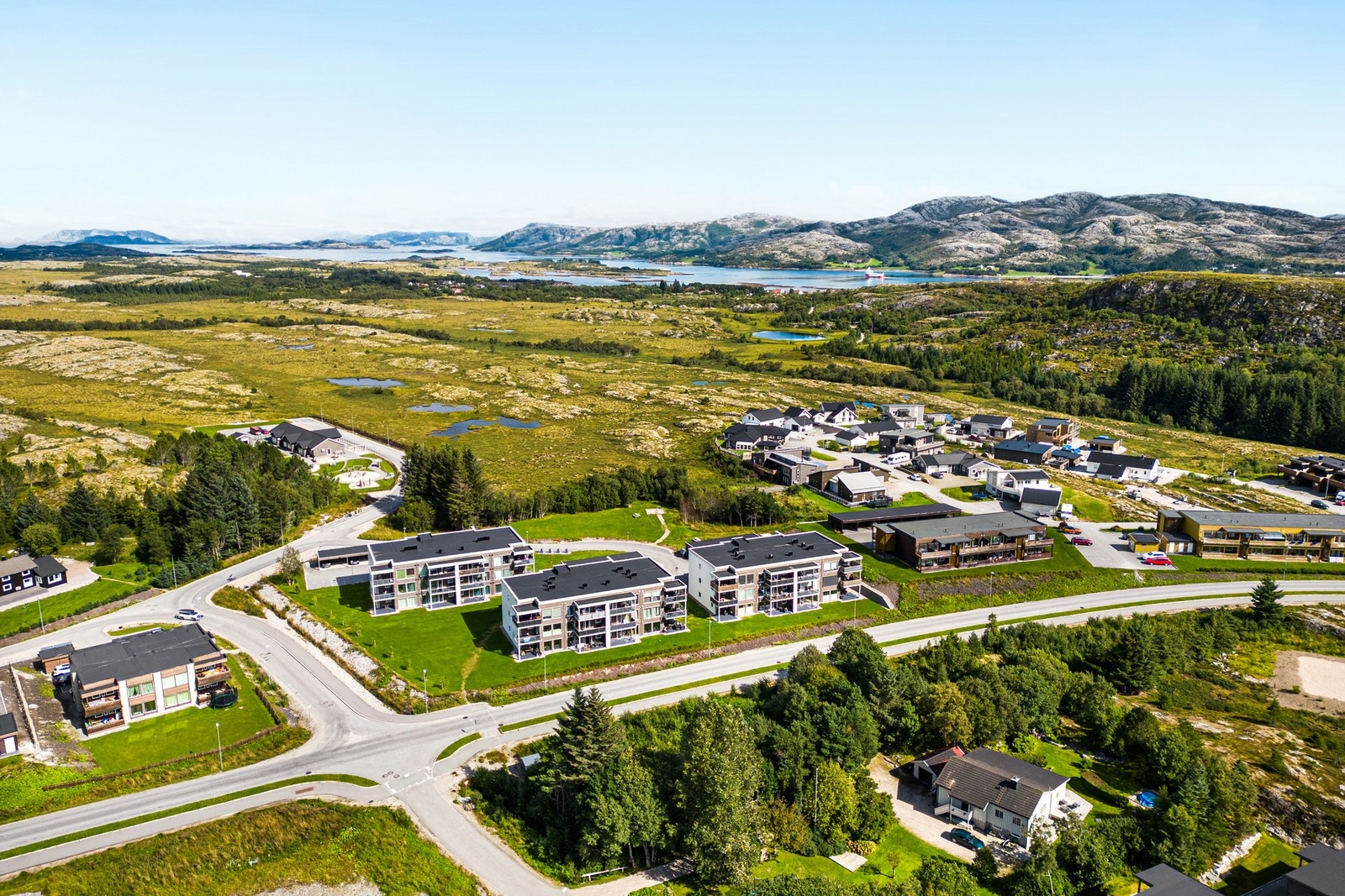 Gangavstand til sentrum, skole, barnehager og idrettsanlegg Galleribilde