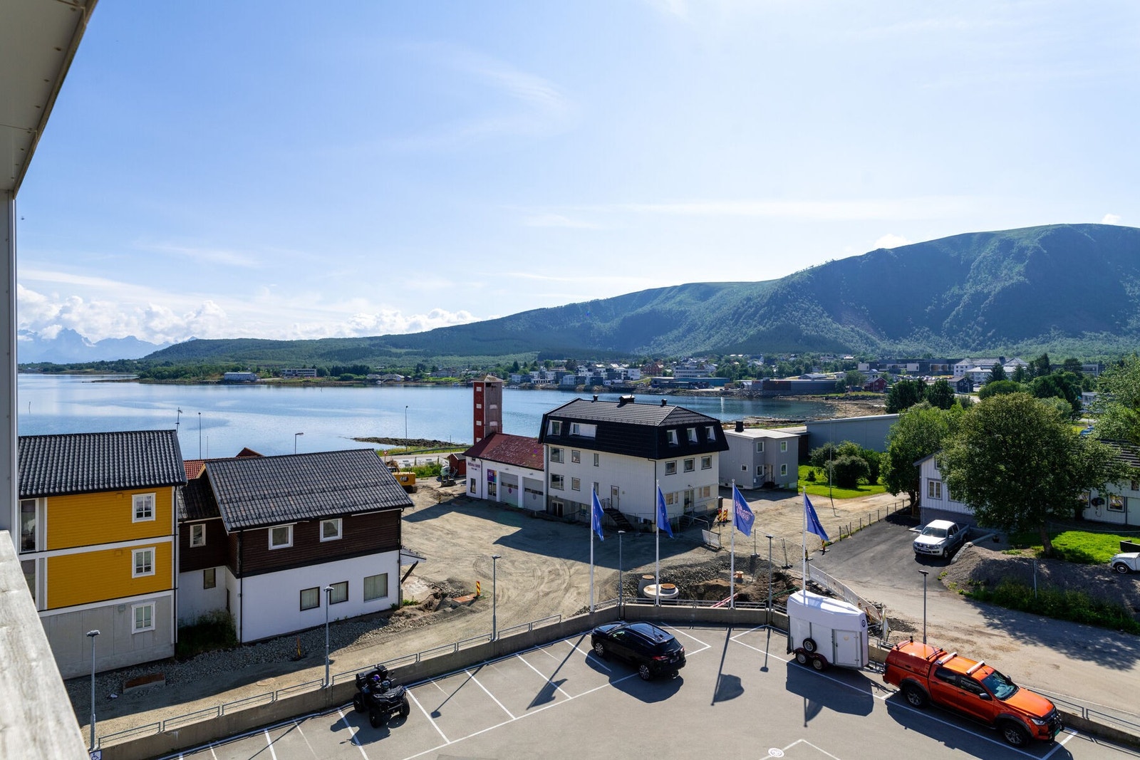 Utsikt fra balkongen. Galleribilde