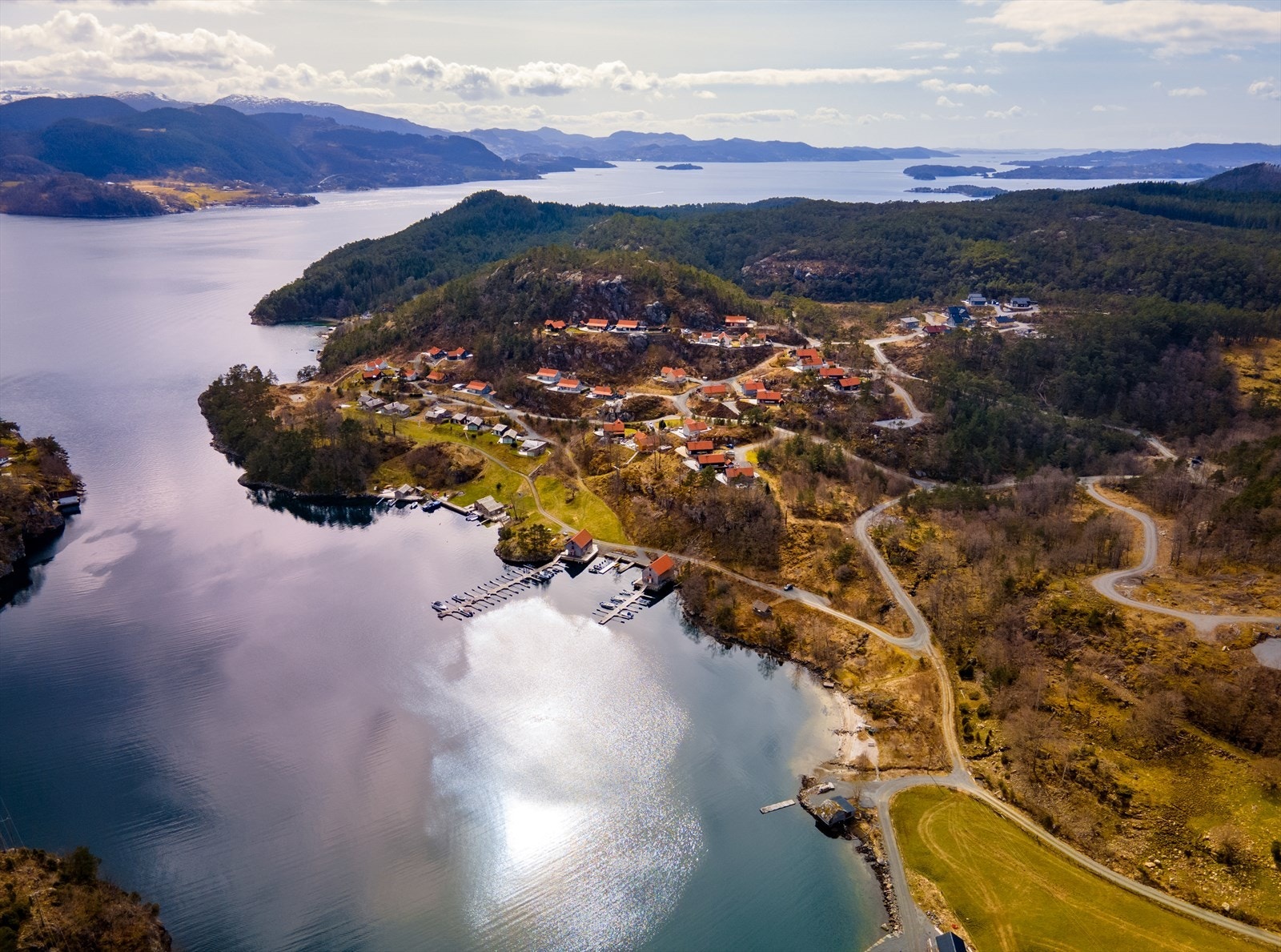 Tomtene ligger oppe i Solhøyden med gode solforhold fra morgen til kveld Galleribilde
