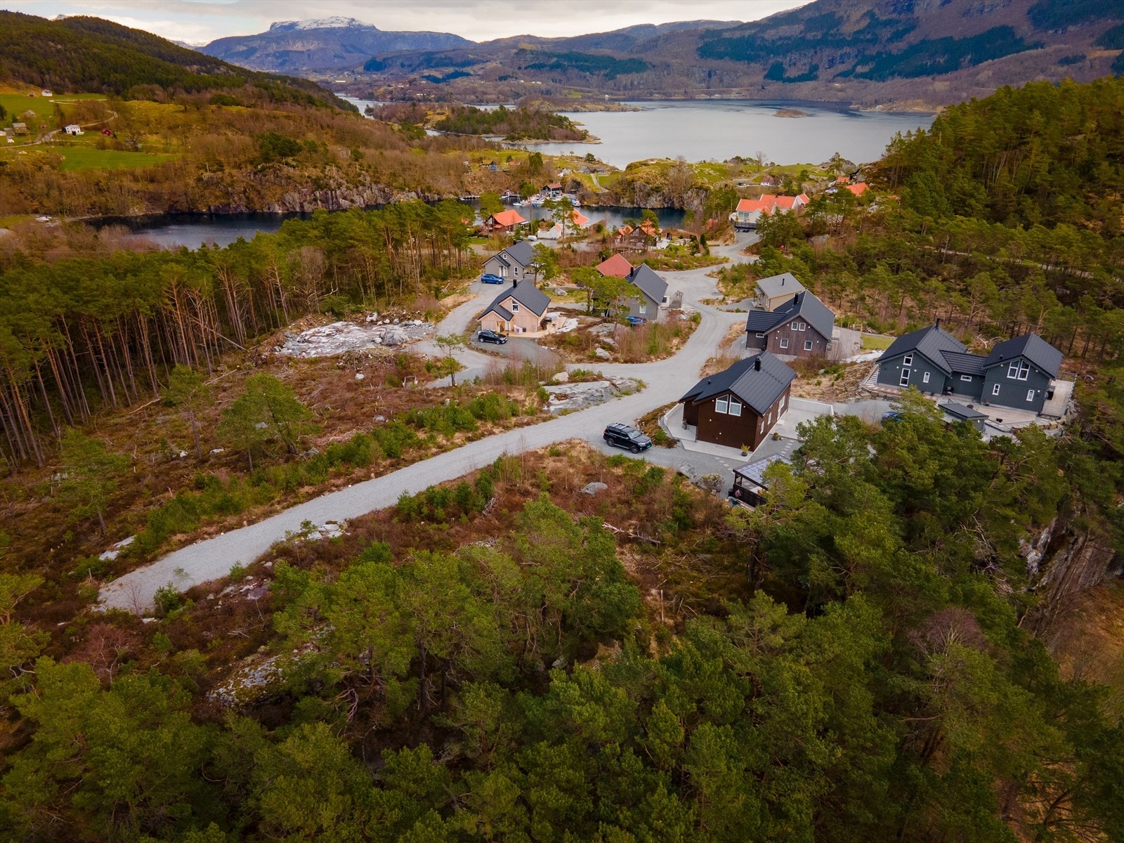 Det er 9 tomter igjen på feltet, hvilken passer for deg ? Galleribilde