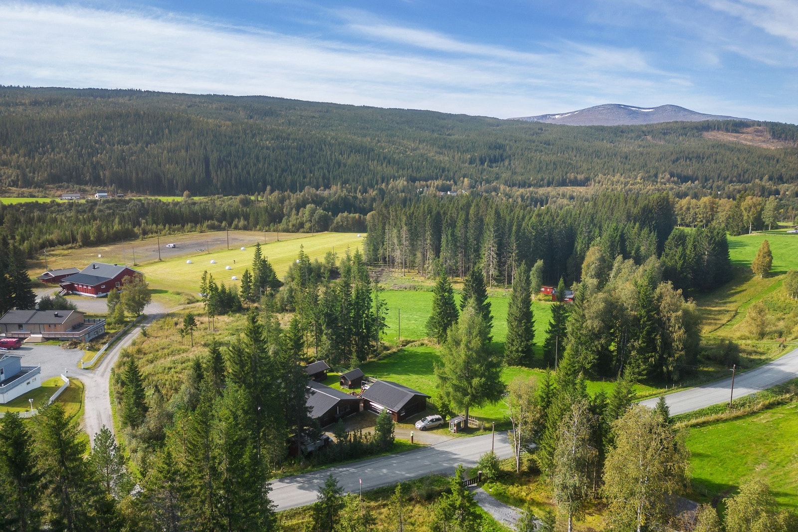 Naturskjønne og landlige omgivelser i Meråker. Galleribilde