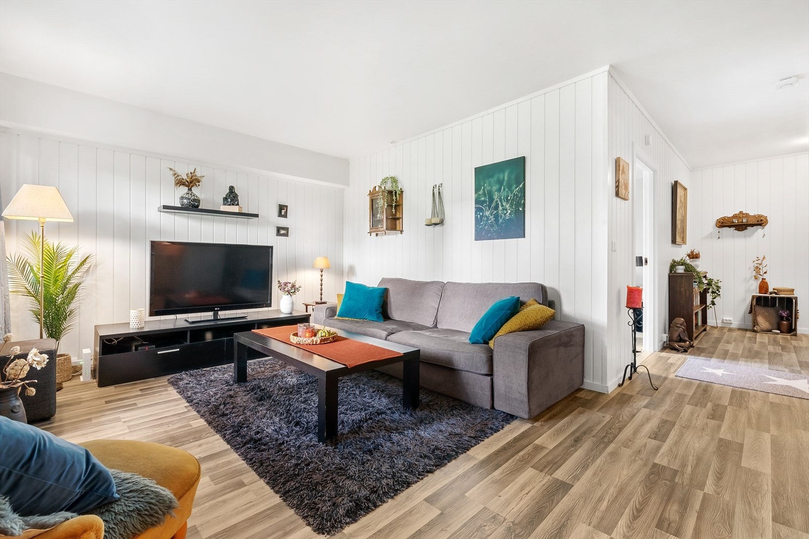 Lys og pen 2-roms leilighet i 1. etasje. Galleribilde
