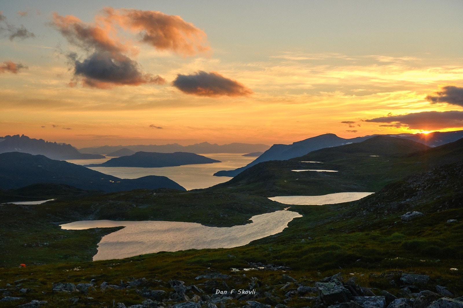 Kvænangen har vakker natur som gir muligheter for mange ulike aktiviteter hele året (3) Galleribilde