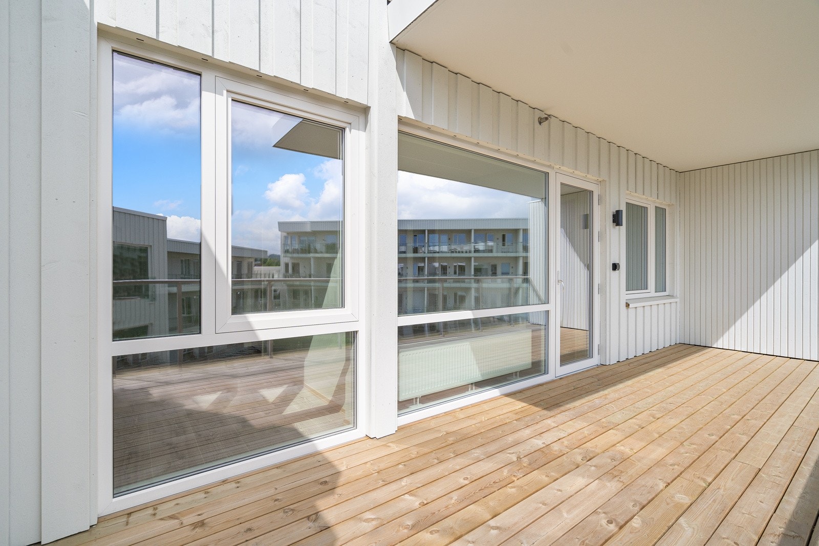 Gode møbleringsmuligheter på terrassen. Galleribilde