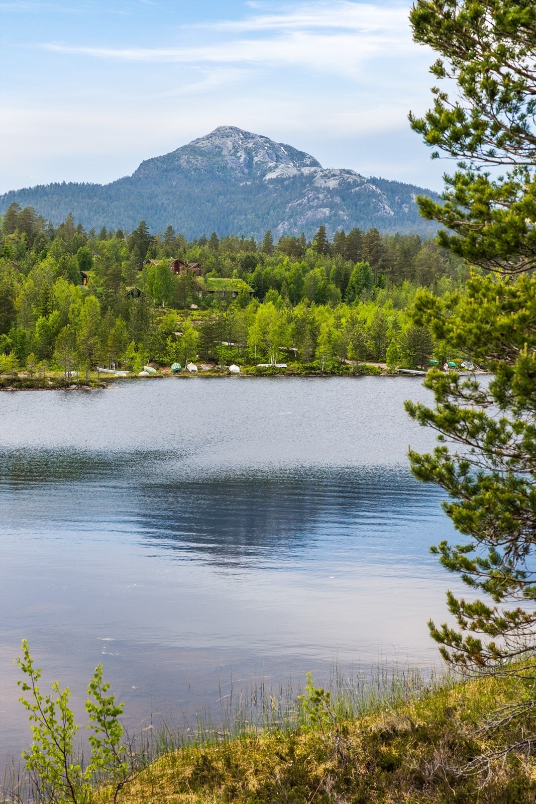 Fantastiske turområder, bade- og fiskemuligheter i umiddelbar nærhet Galleribilde