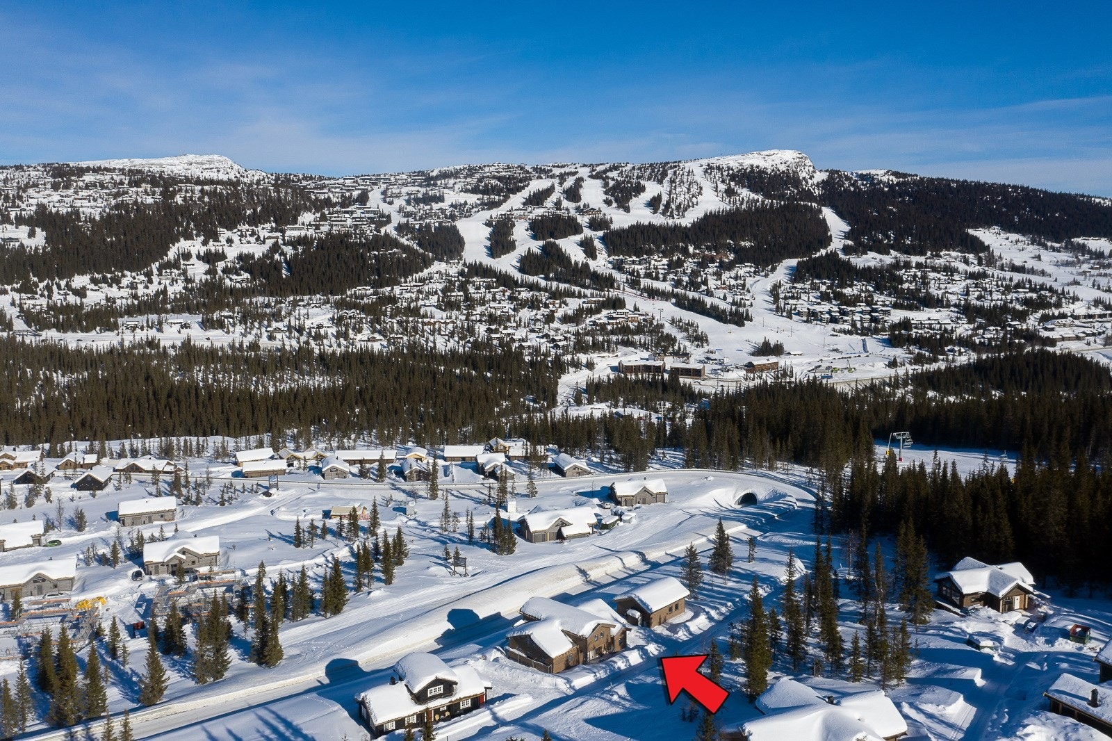 Varden er Kvitfjells 3 fjellside opp og er den mest familievennlige med brede grønne og blå løyper. Galleribilde