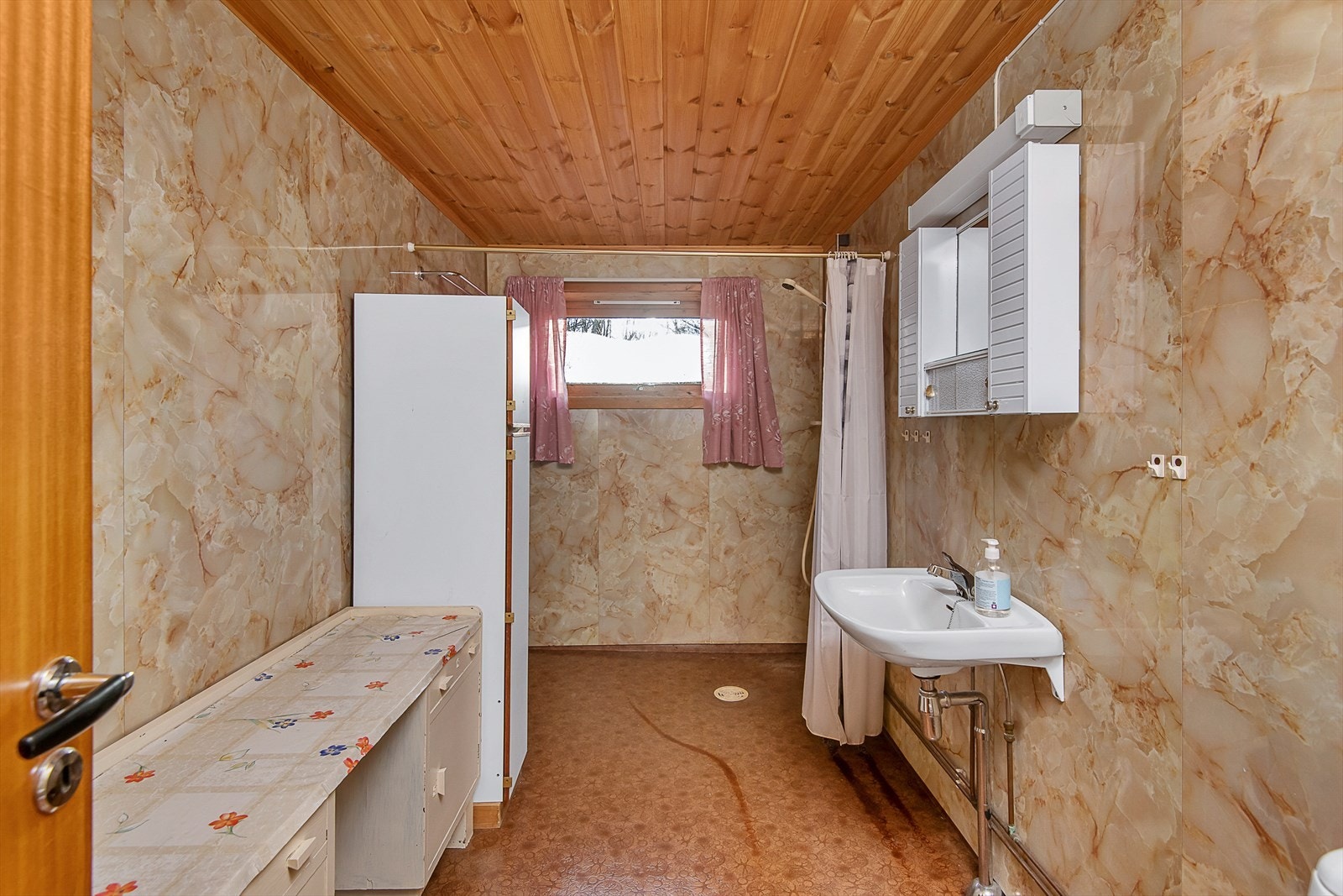 Badet er modent for renovering Galleribilde