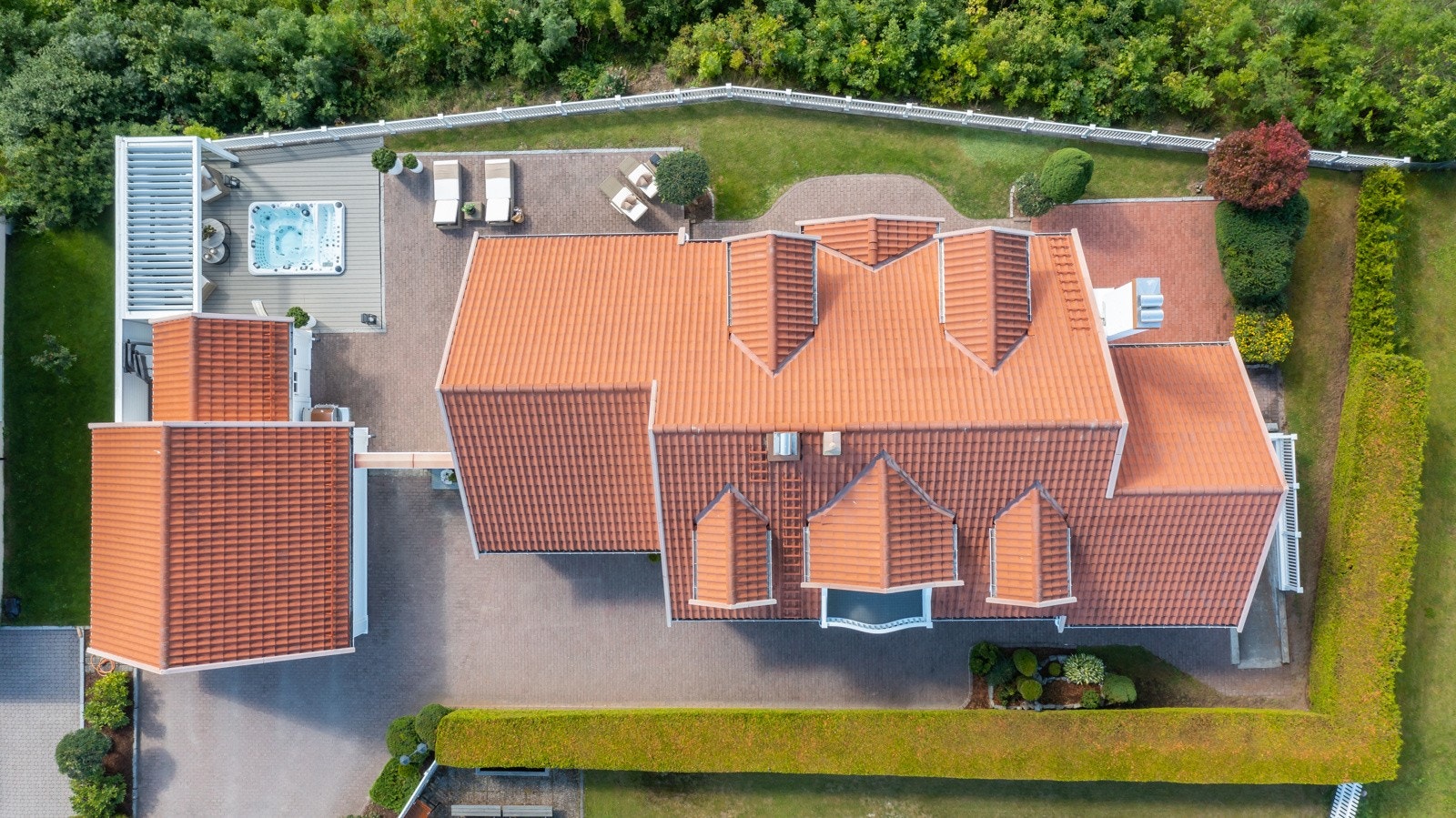 Oversiktsbilde over eiendommen Galleribilde