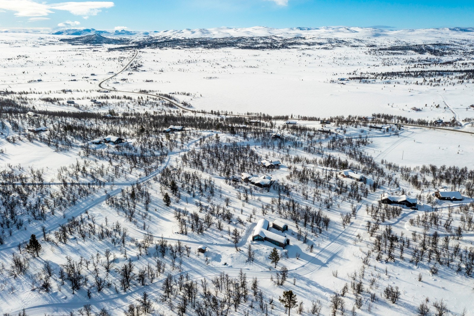 Det er kort avstand til både Uvdal skisenter og Dagali sentrum Galleribilde