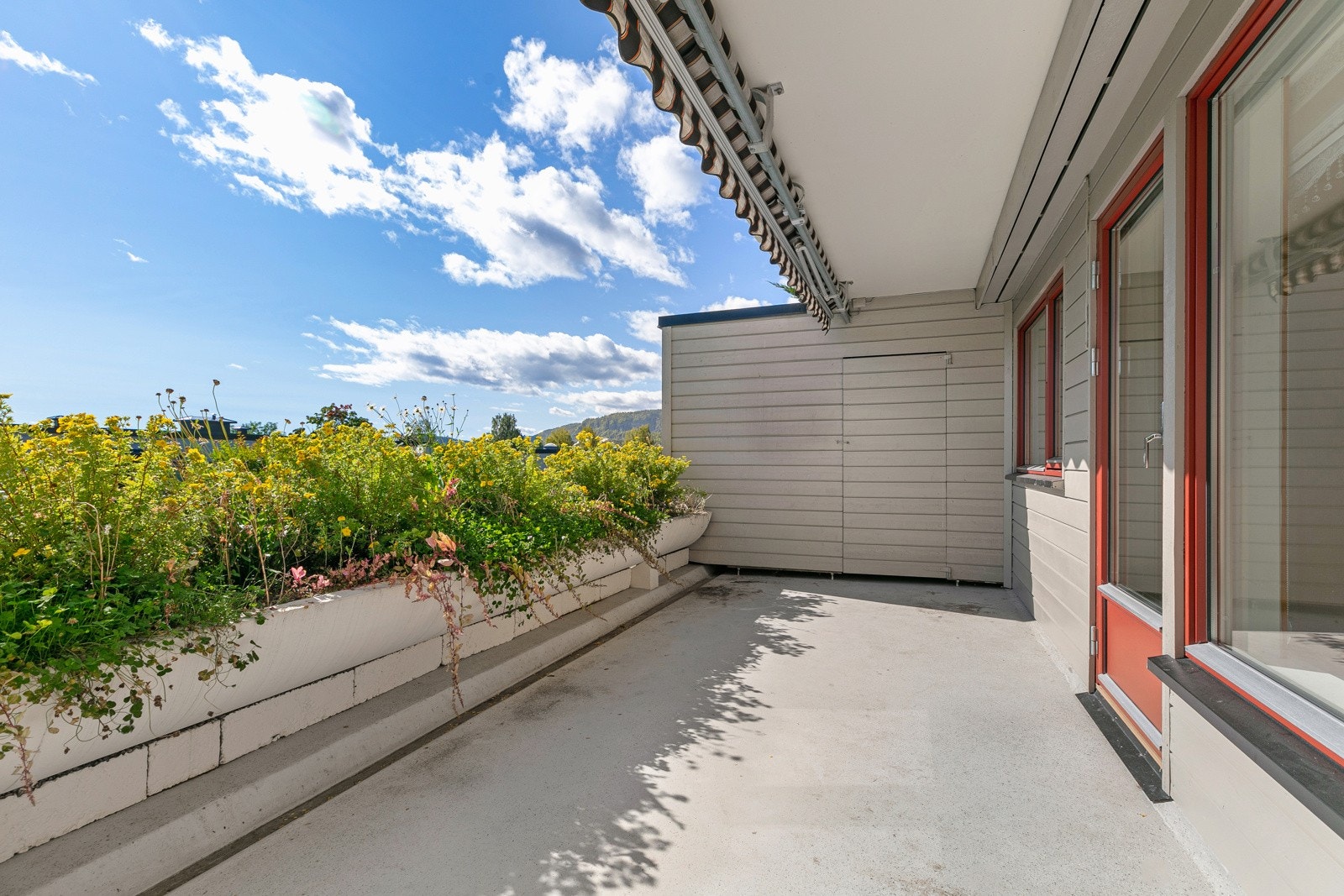 På den ene siden er det tilgang til en bod på 2,5 kvm Galleribilde