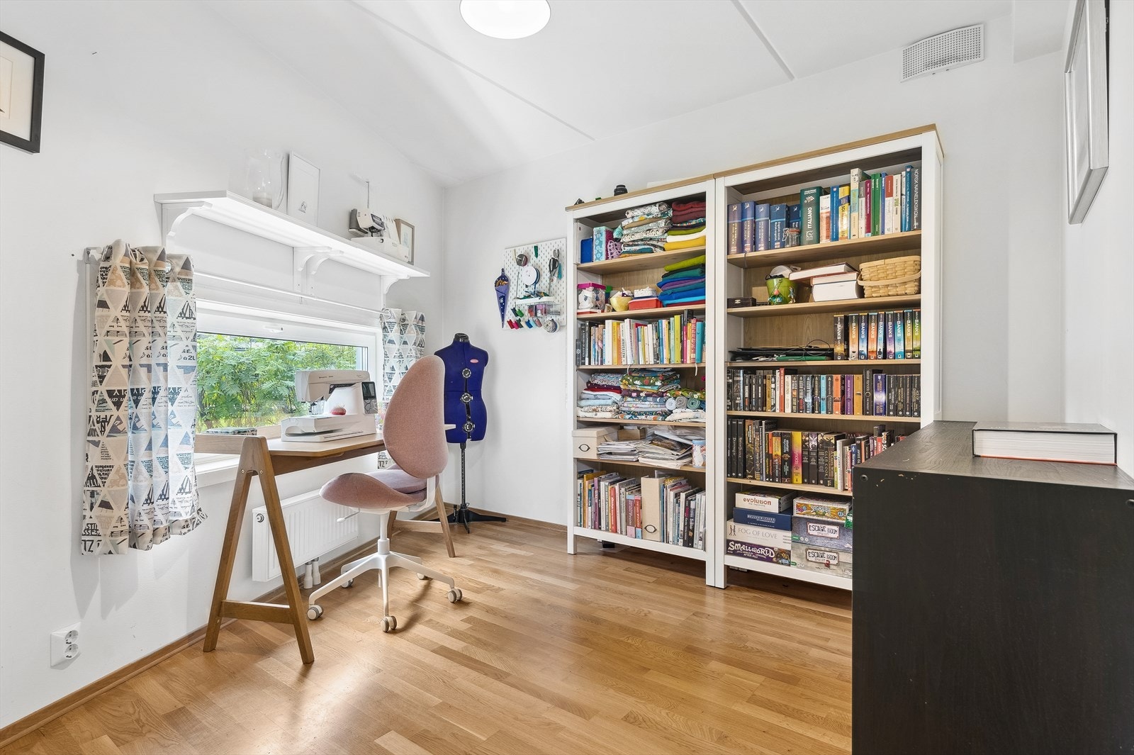 Det tredje soverommet blir i dag brukt som kontor. Galleribilde