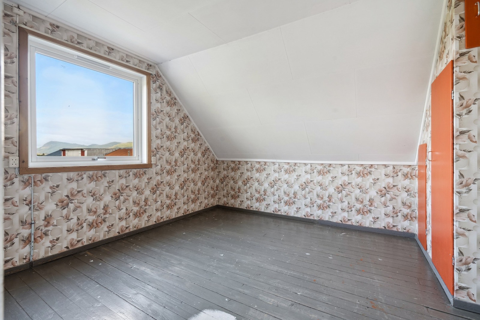 Det er totalt fire soverom i loftsetasjen. Galleribilde