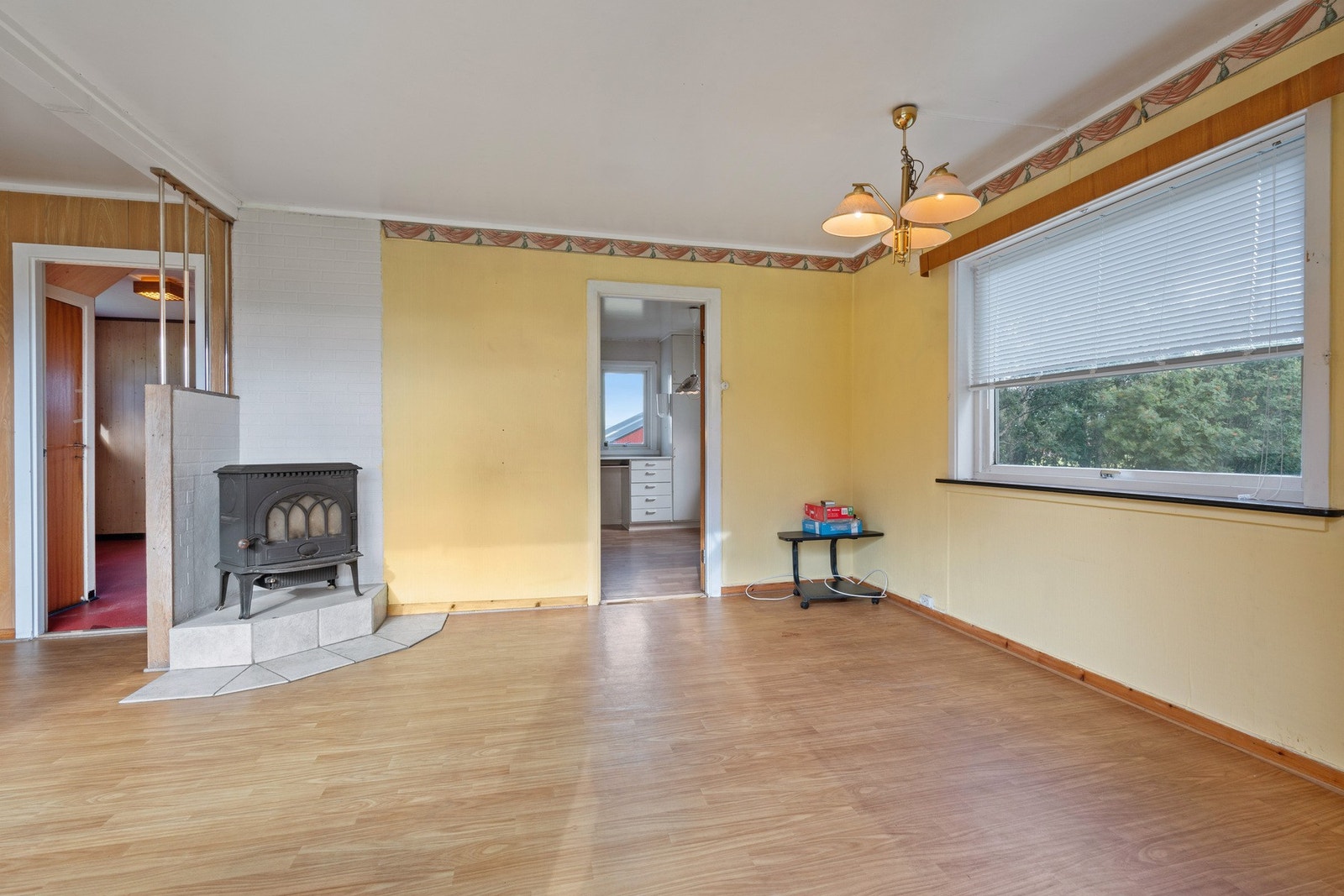 Fra stuen mot kjøkkenet. Galleribilde