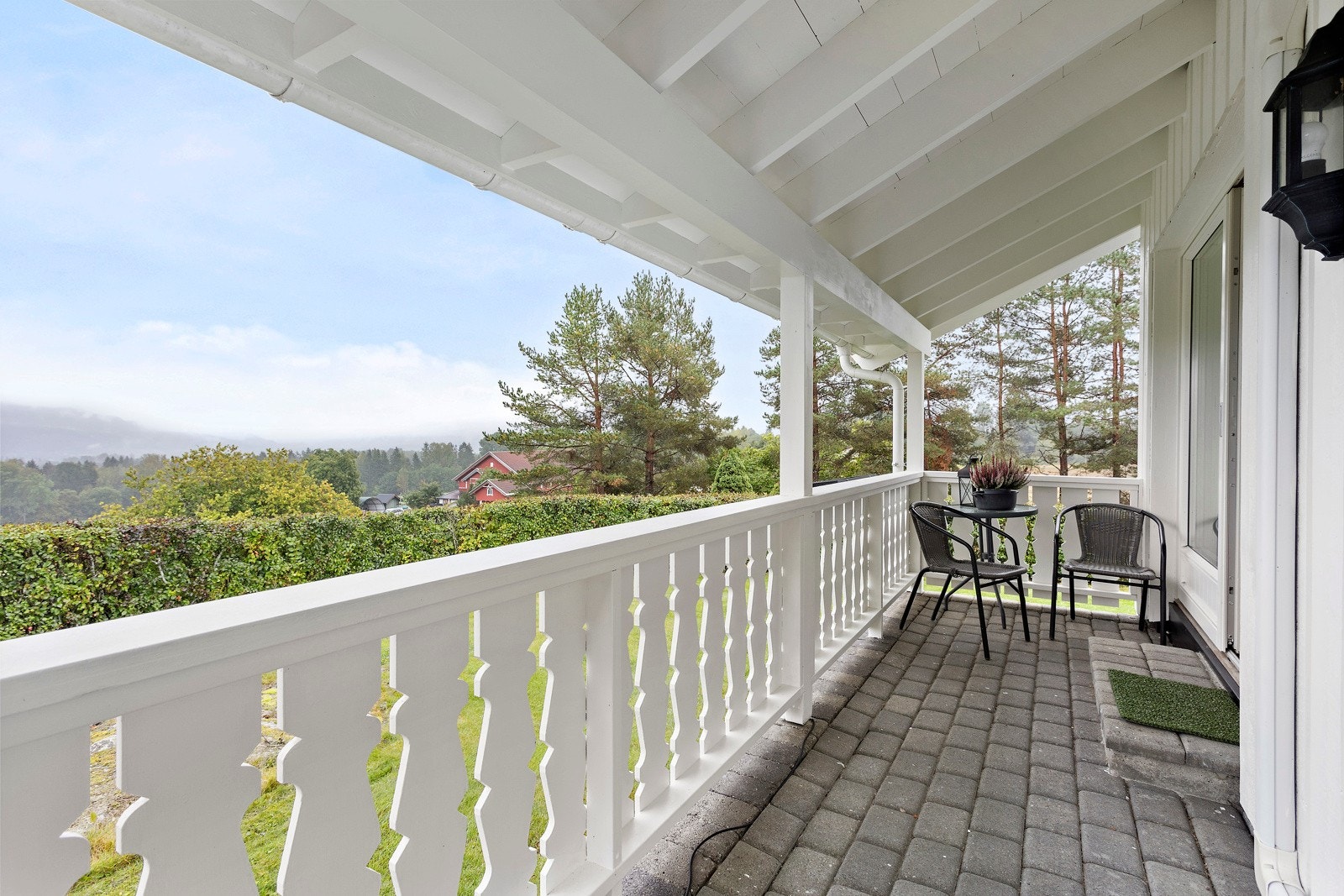 Terrasse. Galleribilde