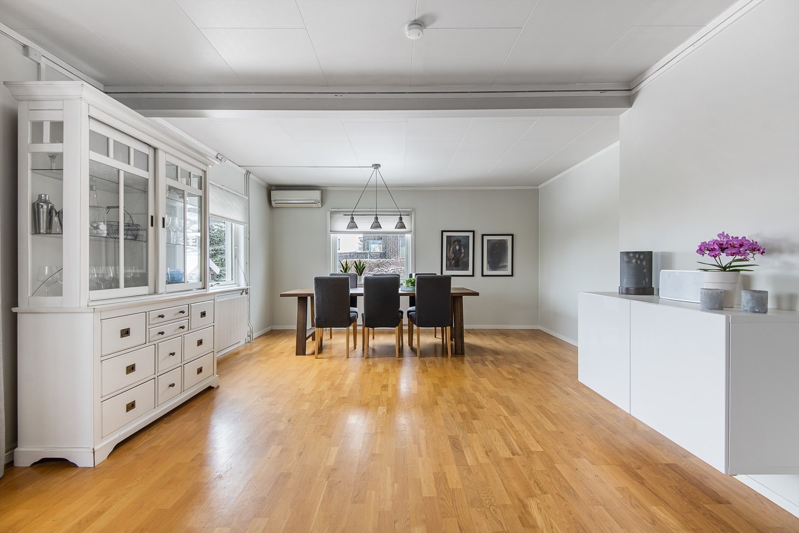 Åpen stue/ spisestue Galleribilde