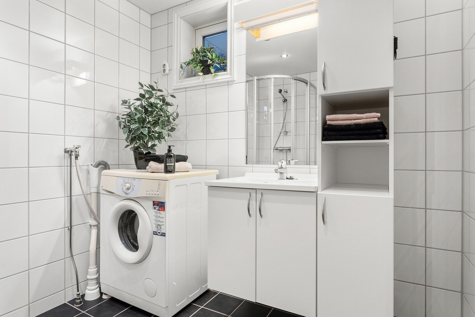 Badet er på 5 kvm. Galleribilde