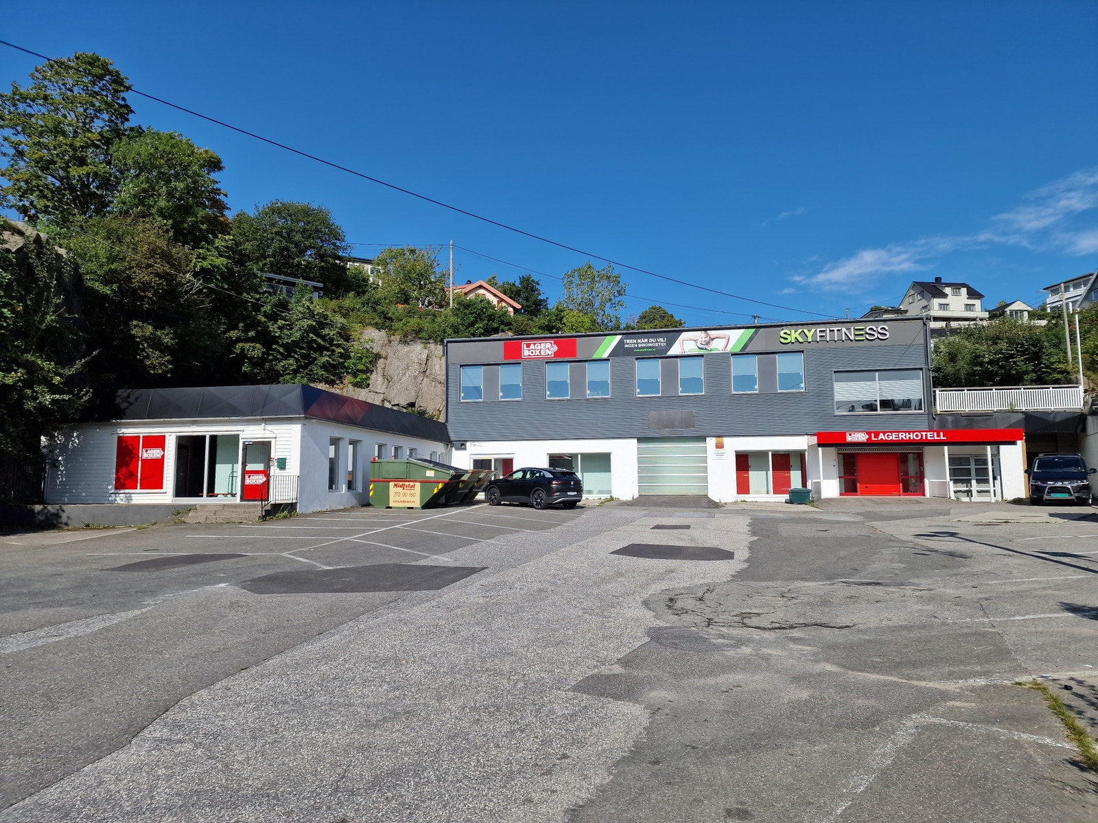 Nytt lagerhotell med 90 minilager i ulike størrelser fra 1,5 - 16 kvm Galleribilde