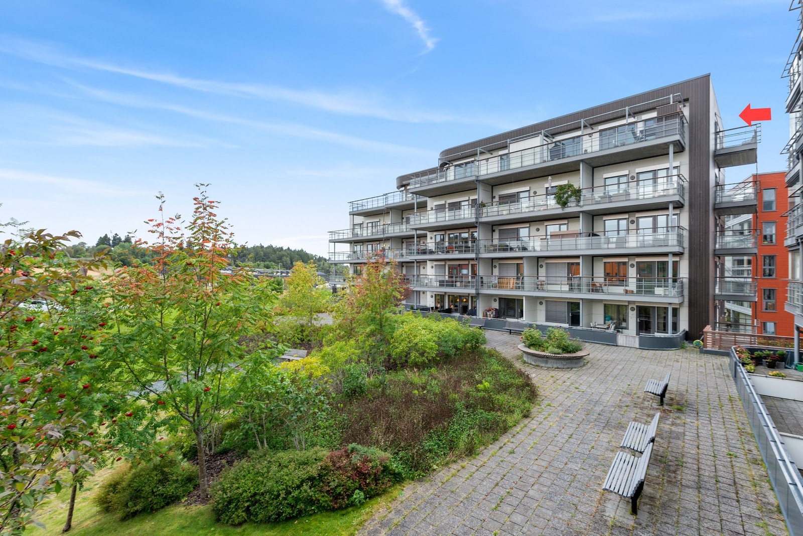 Leiligheten ligger i populære Miljøbyen Granåsen, her har du pent opparbeidet uteområder. Galleribilde