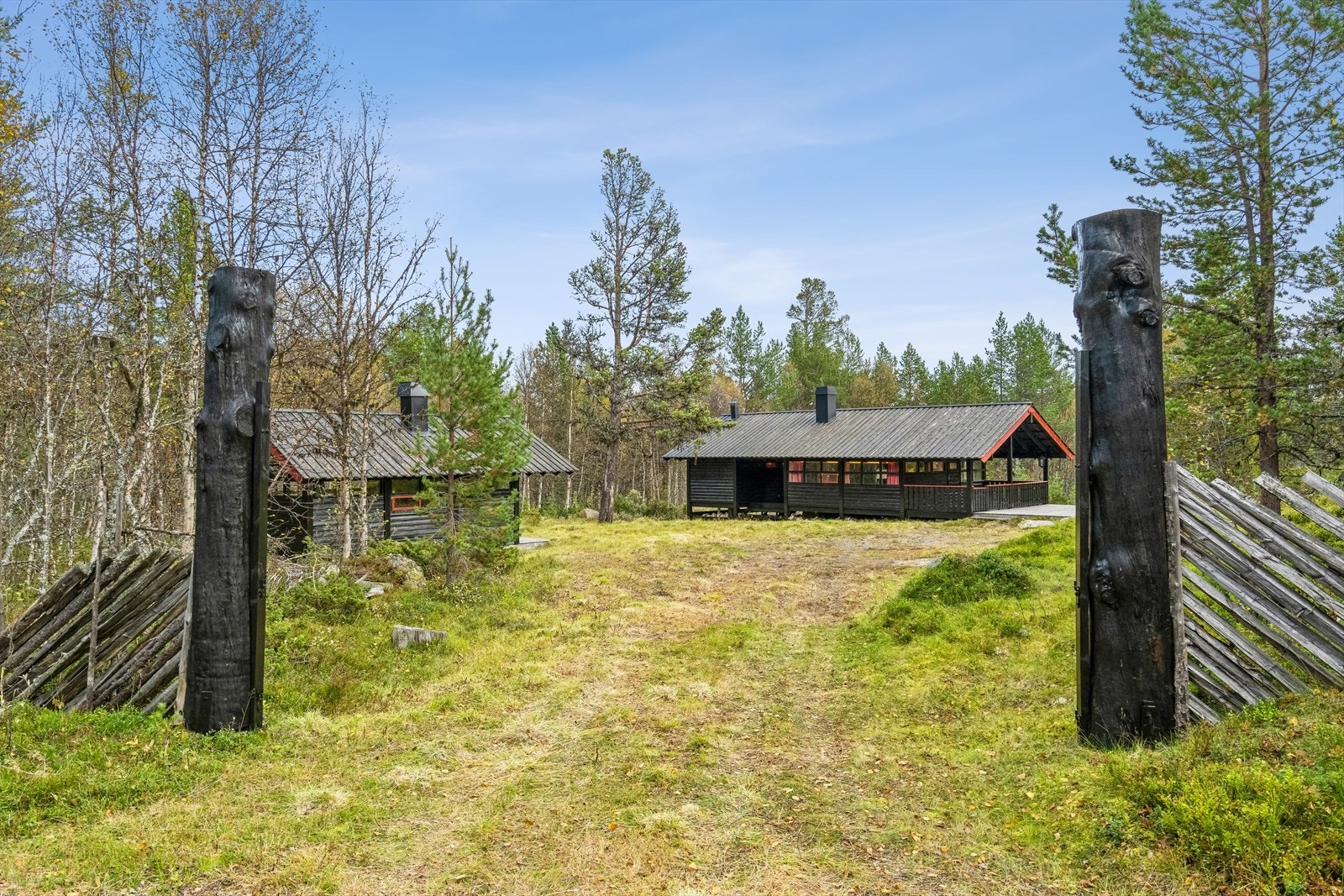 Trivelig og sjarmerende fritidseiendom, fint beliggende i Lusetermorkje i Heidal. Galleribilde