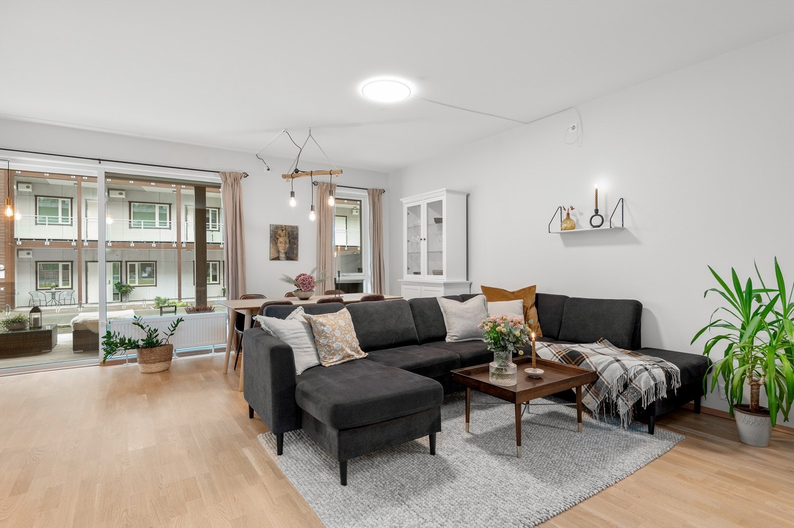 Velkommen til Harald Torps veg 31 og denne flotte 3-roms leiligheten. Galleribilde