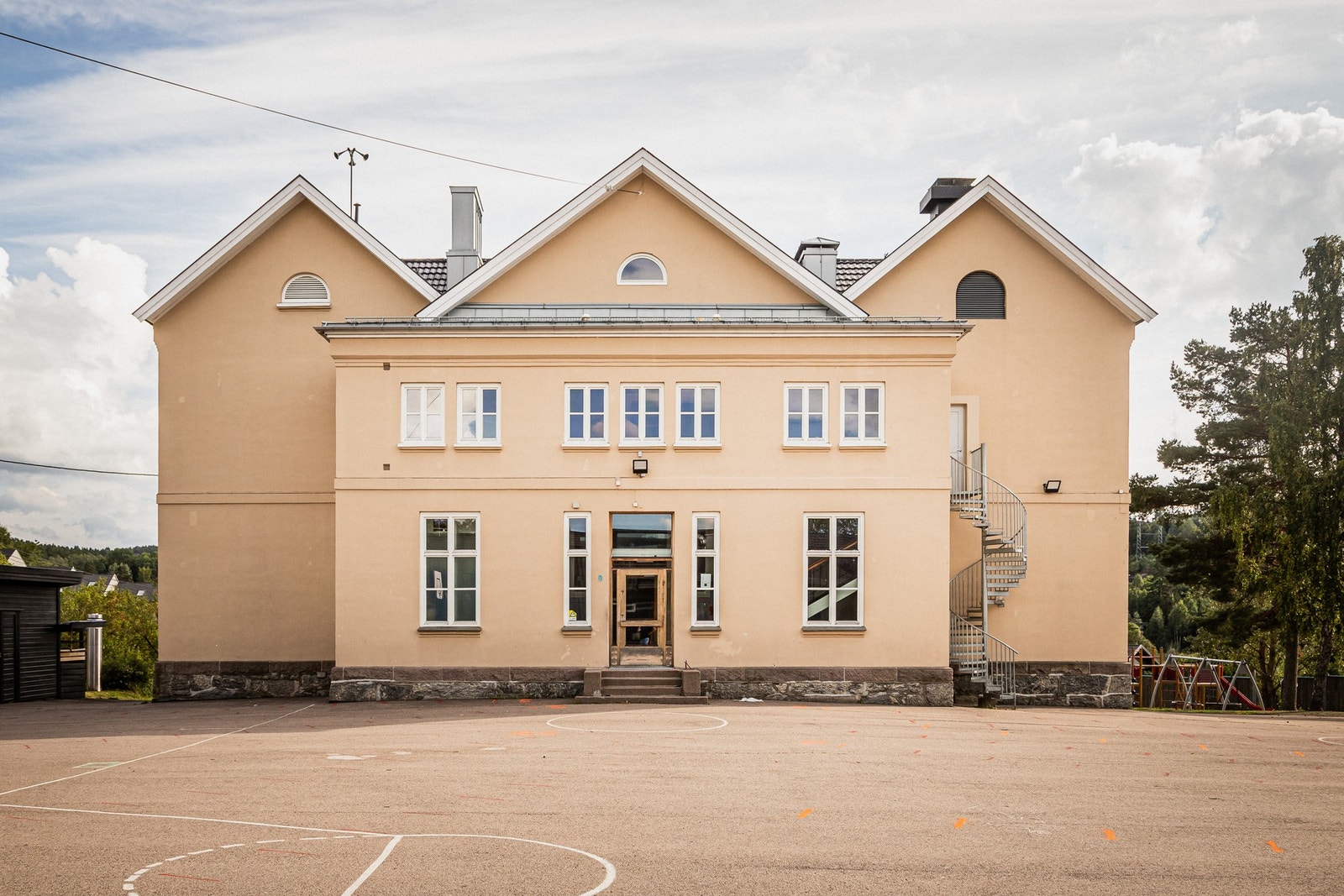 Trygg og fin skolevei til Klemetsrud skole. Galleribilde
