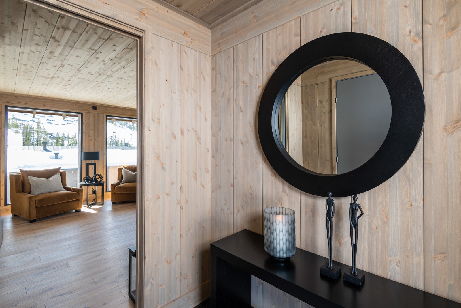 Stor gang med mulighet for garderobe. Galleribilde