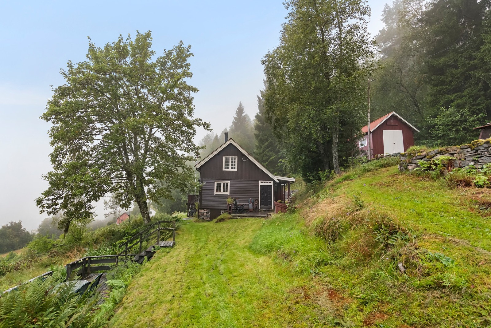 Fin, velholdt eiendom beliggende på Istad Galleribilde