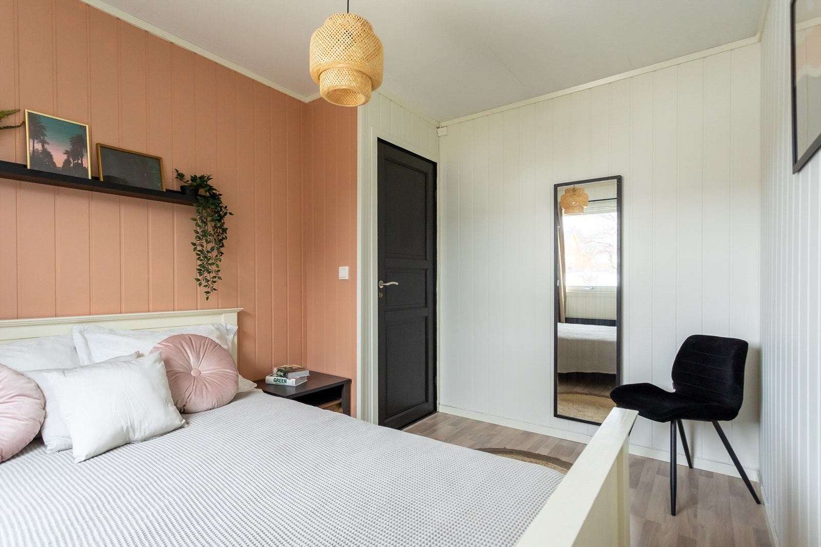 Soverom 2 har også plass til å innrede med senger i ulike størrelser, etter eget behov og ønske. Galleribilde