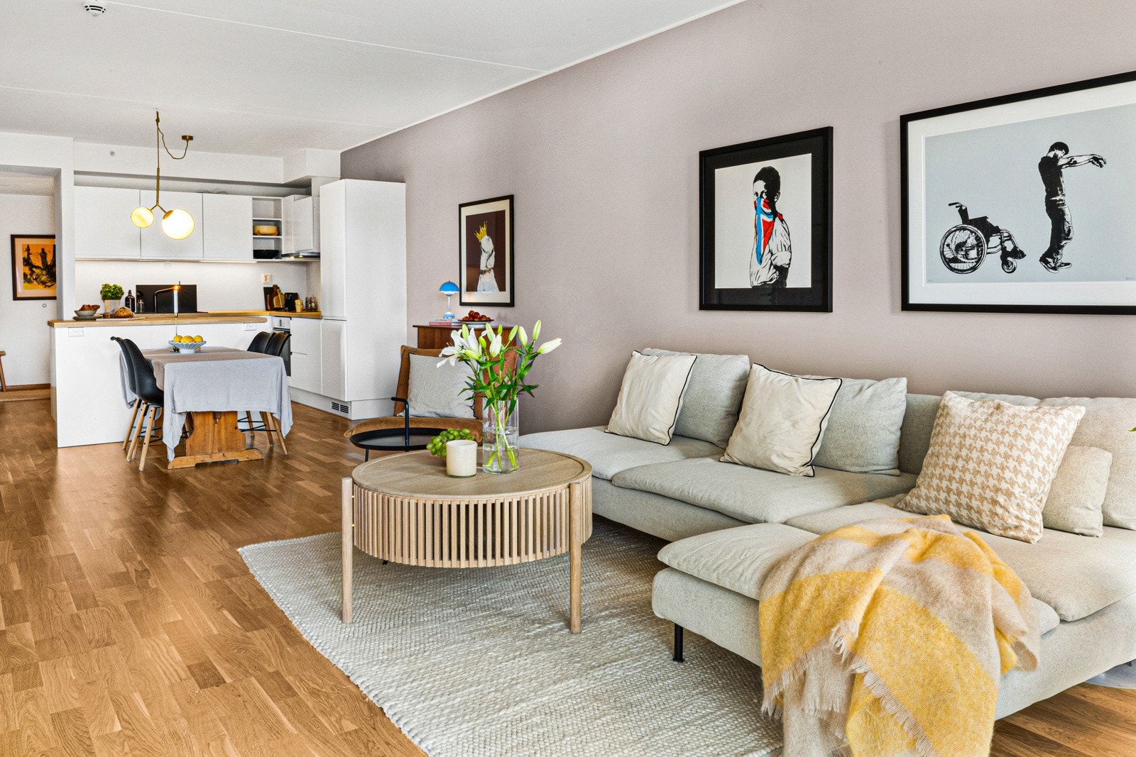 Her får man moderne kvaliteter som fjernvarme og balansert ventilasjon. Galleribilde