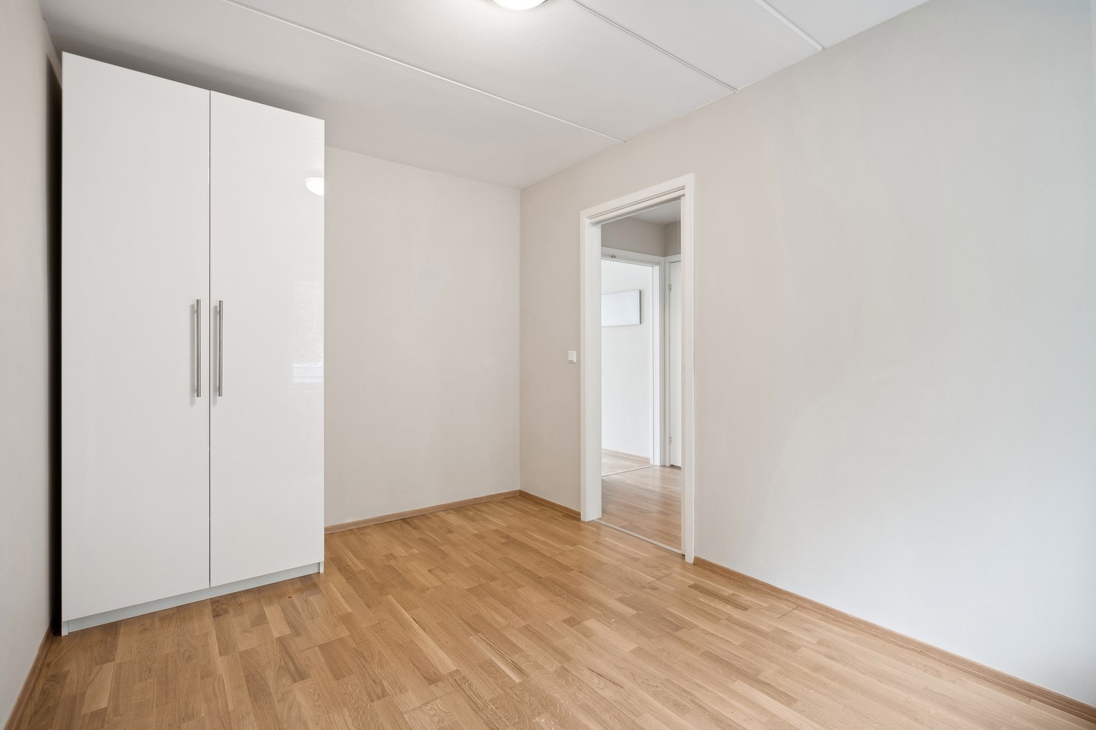 Garderobeskap på soverom 1. Galleribilde