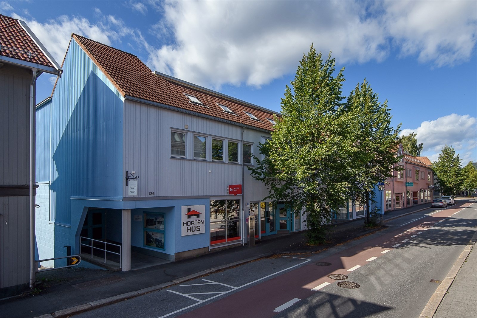 Inngangsparti Galleribilde