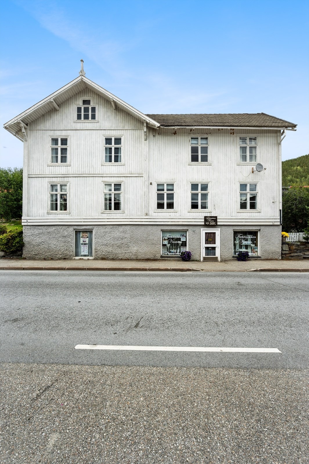 Eiendommen sett fra Nedregata Galleribilde