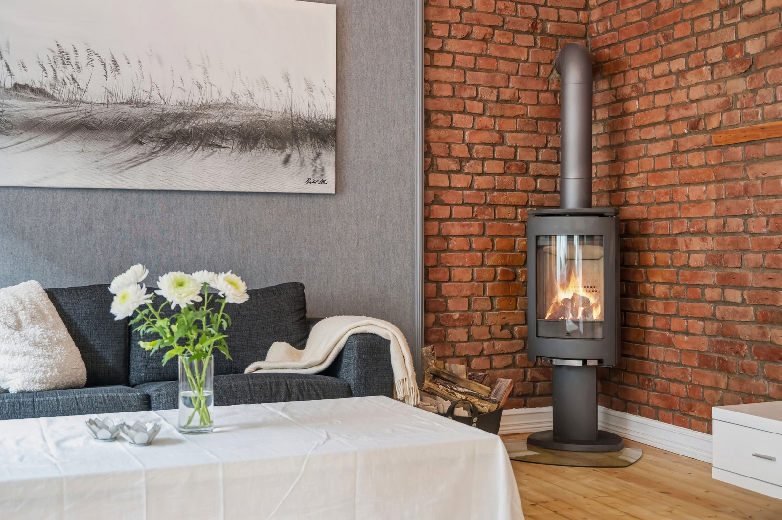 Jøtul vedovn som varmer godt. Galleribilde