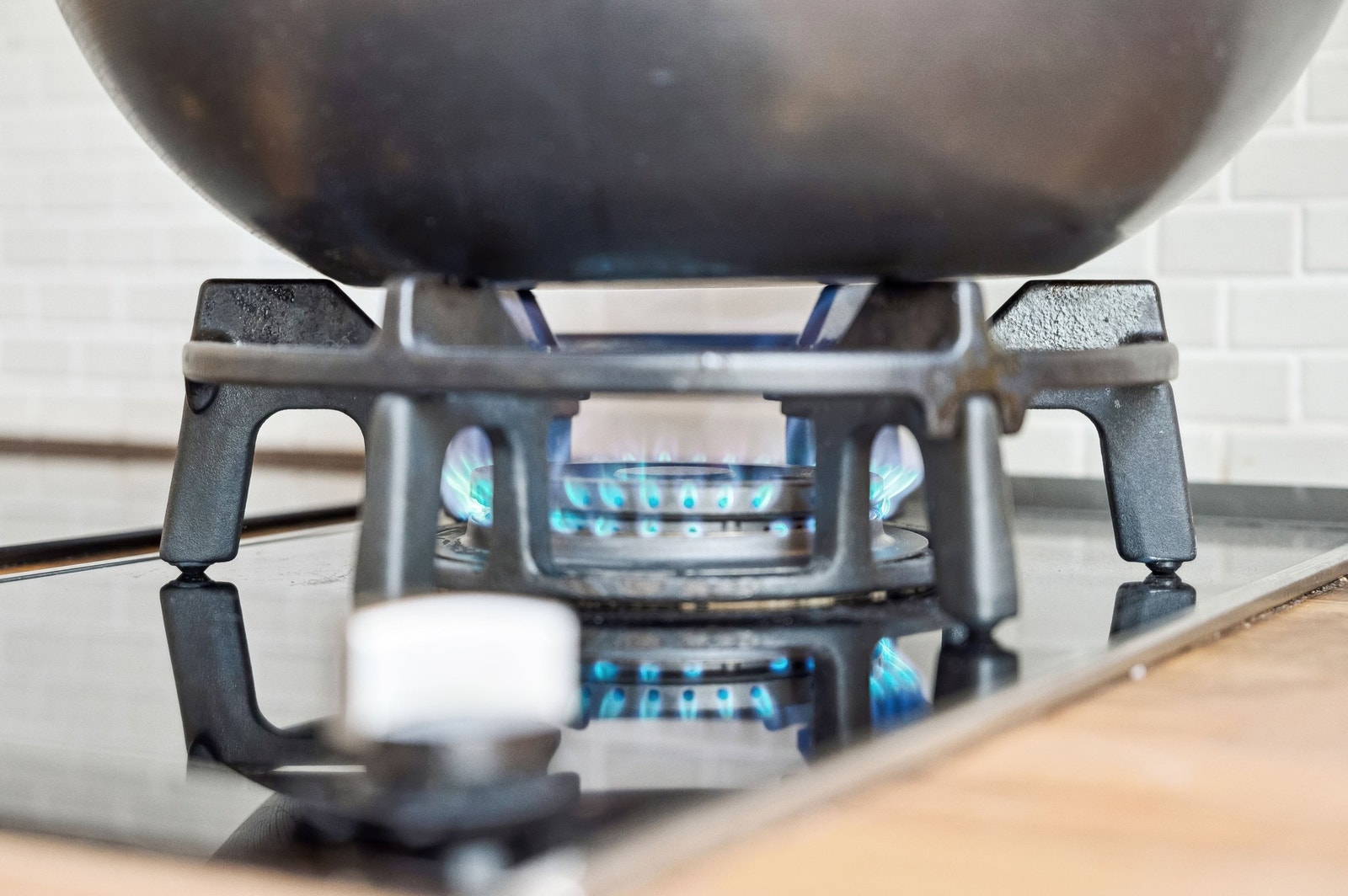 De fleste profesjonelle kokker fortrekker å bruke gass når de lager mat. Galleribilde