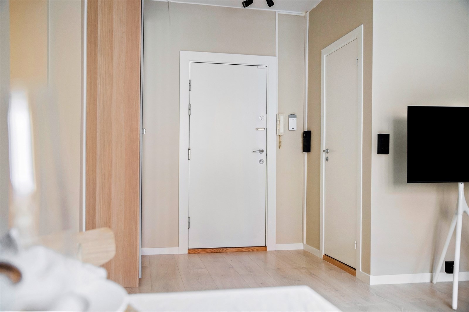 Innbydende entré som gir et godt førsteinntrykk Galleribilde