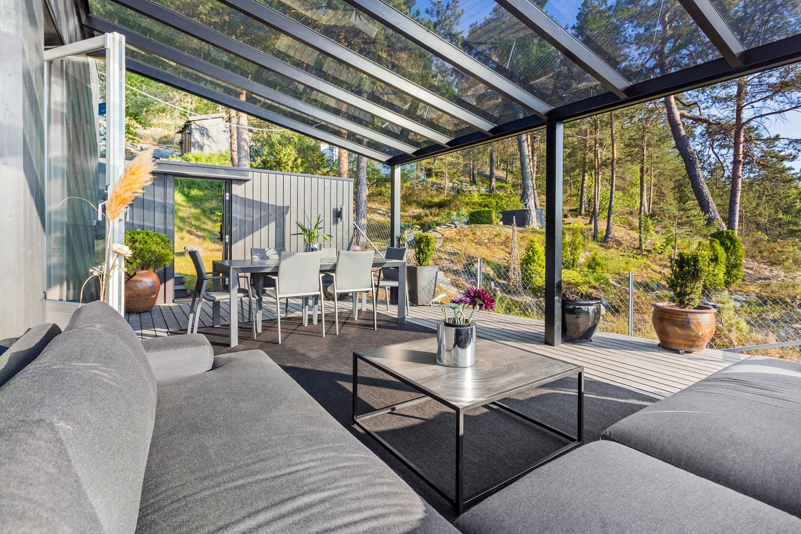 Terrassen ble overbygd i 2019 ifbm. fasaderehabiliteringen. Galleribilde