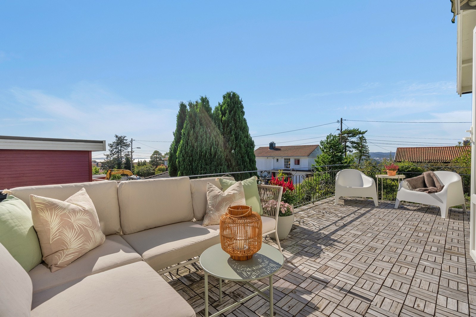 Solrik veranda i 1 etg. Galleribilde