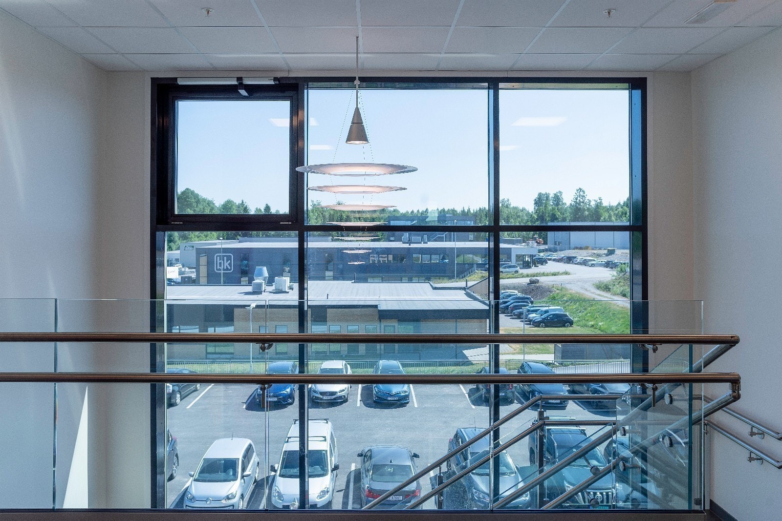 Utsikt fra avsats i 2. etasje Galleribilde