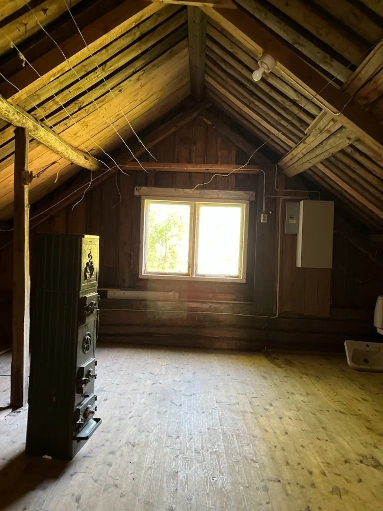 råloft 21m2 Galleribilde