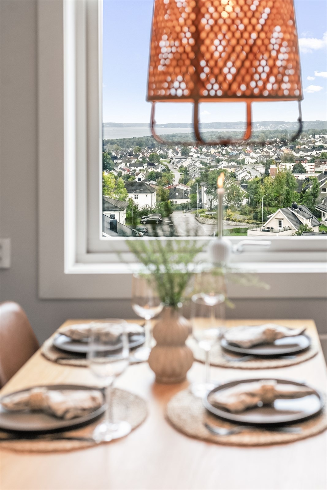 Her kan man nyte utsikten til hyggelige måltider! Galleribilde