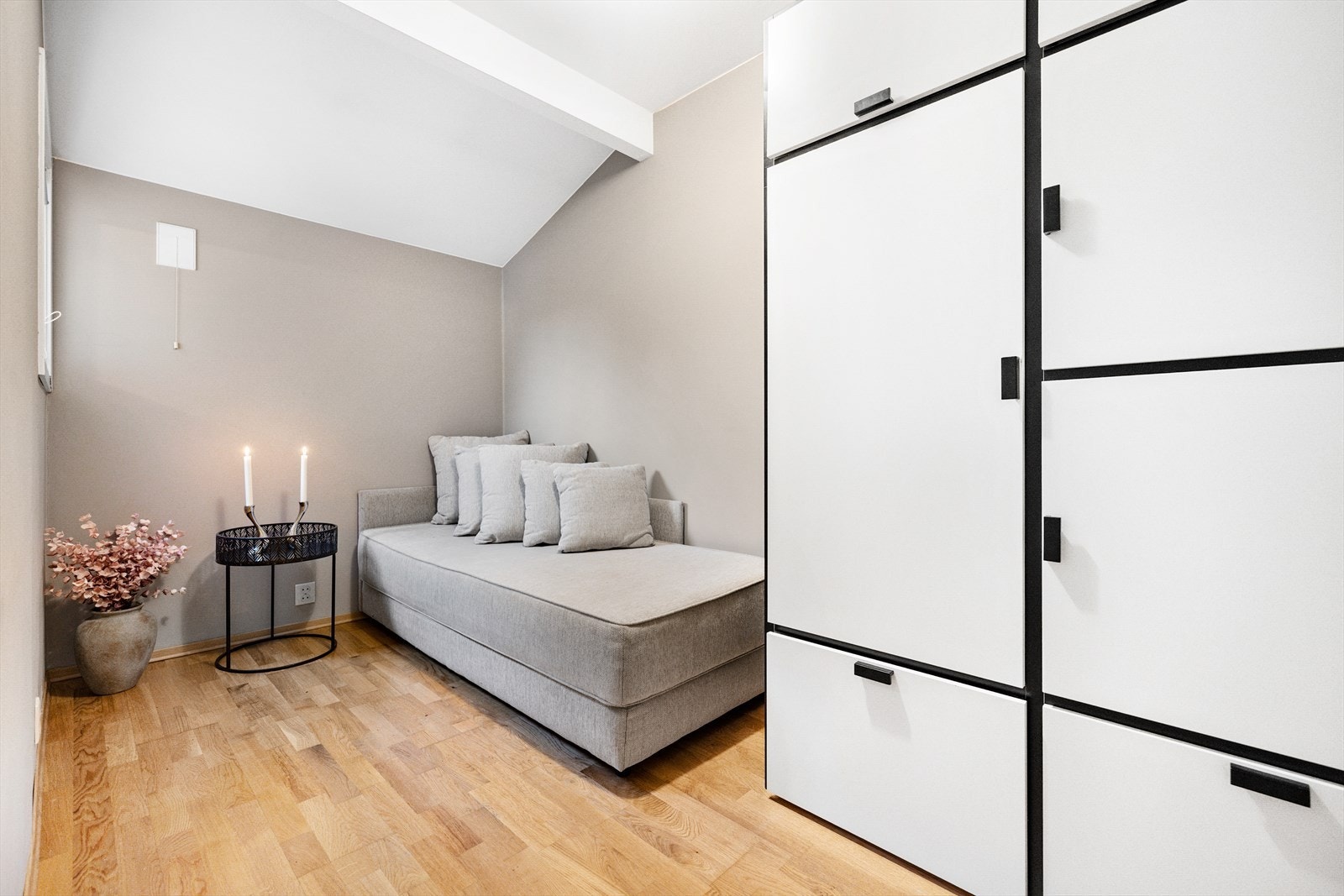 Praktisk soverom i 1. etasje Galleribilde