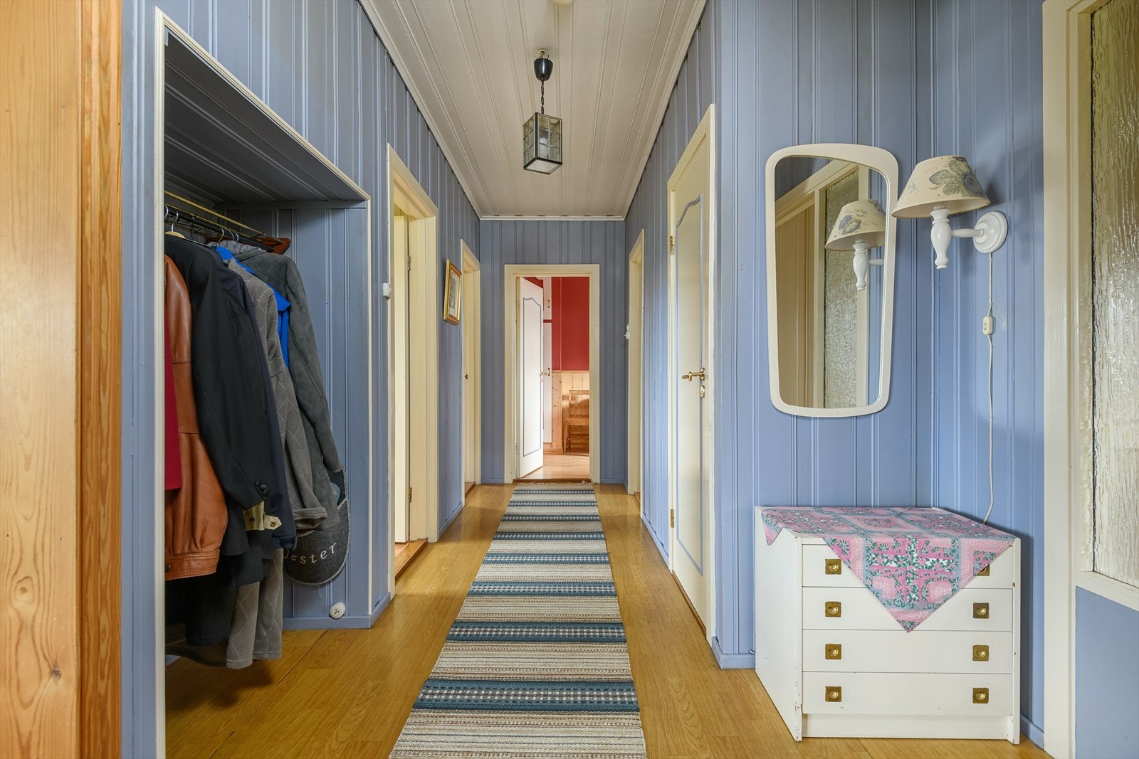 Gang på hovedplan Galleribilde