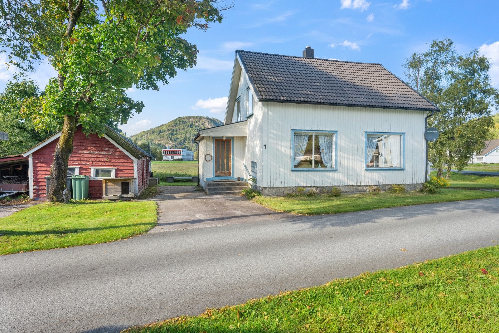 Velkommen til Elvegata 1 - En koselig liten enbolig på Birkeland Galleribilde