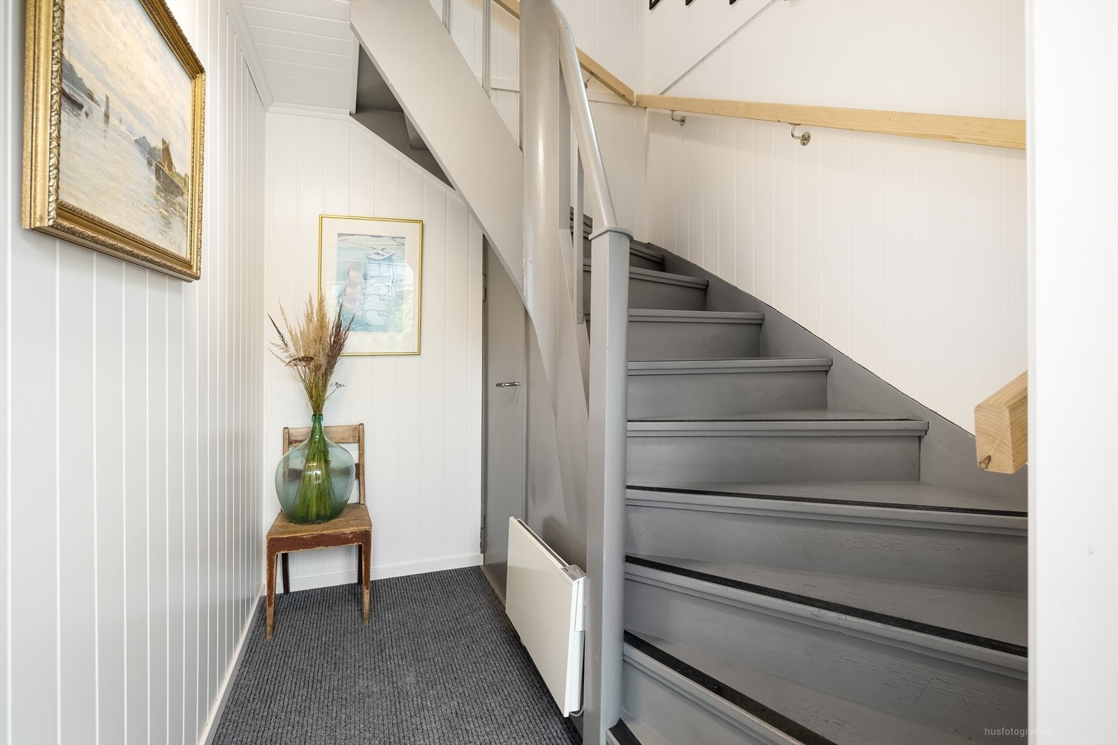 Trappegang fra 1. etg Galleribilde