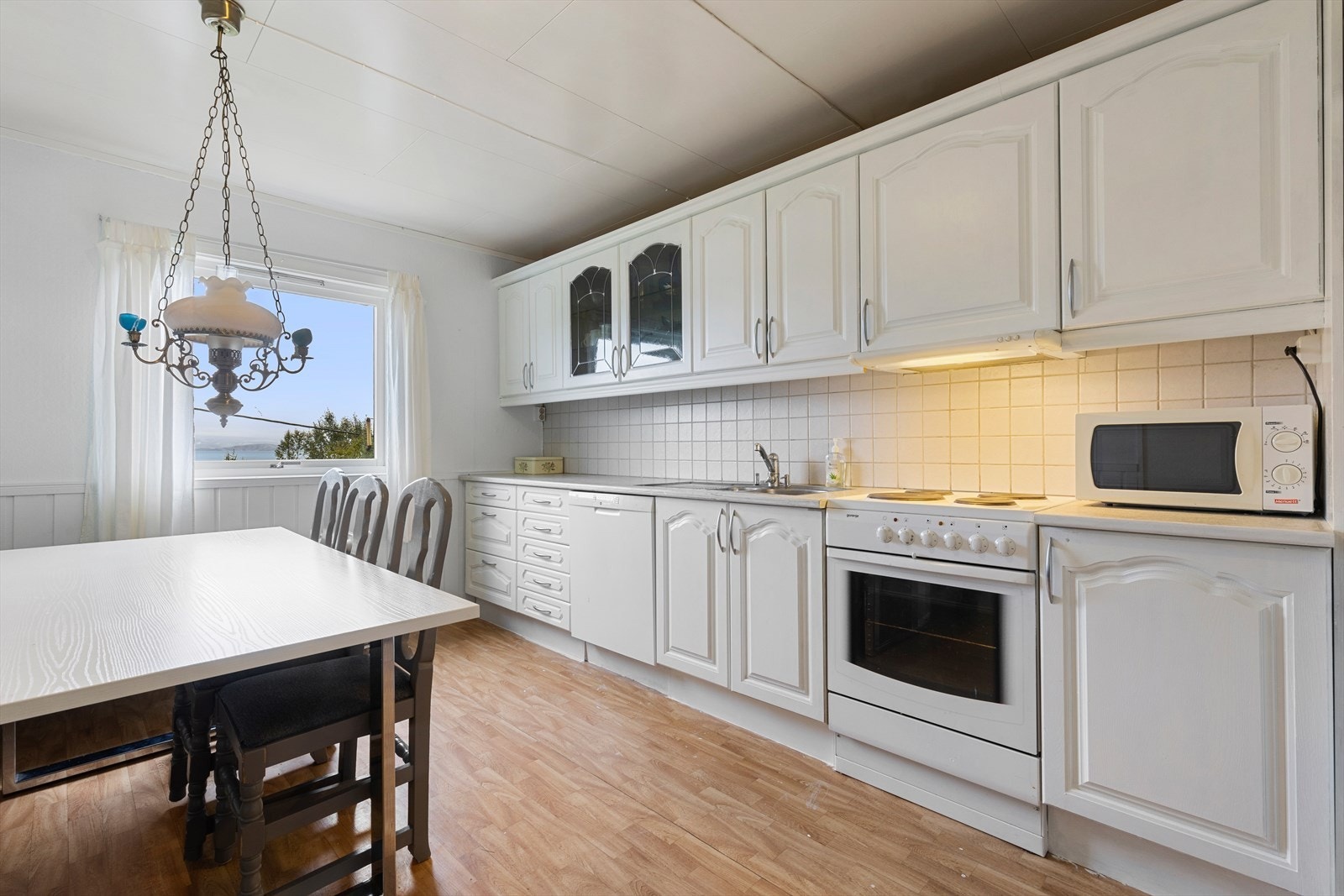 Kjøkken. Galleribilde