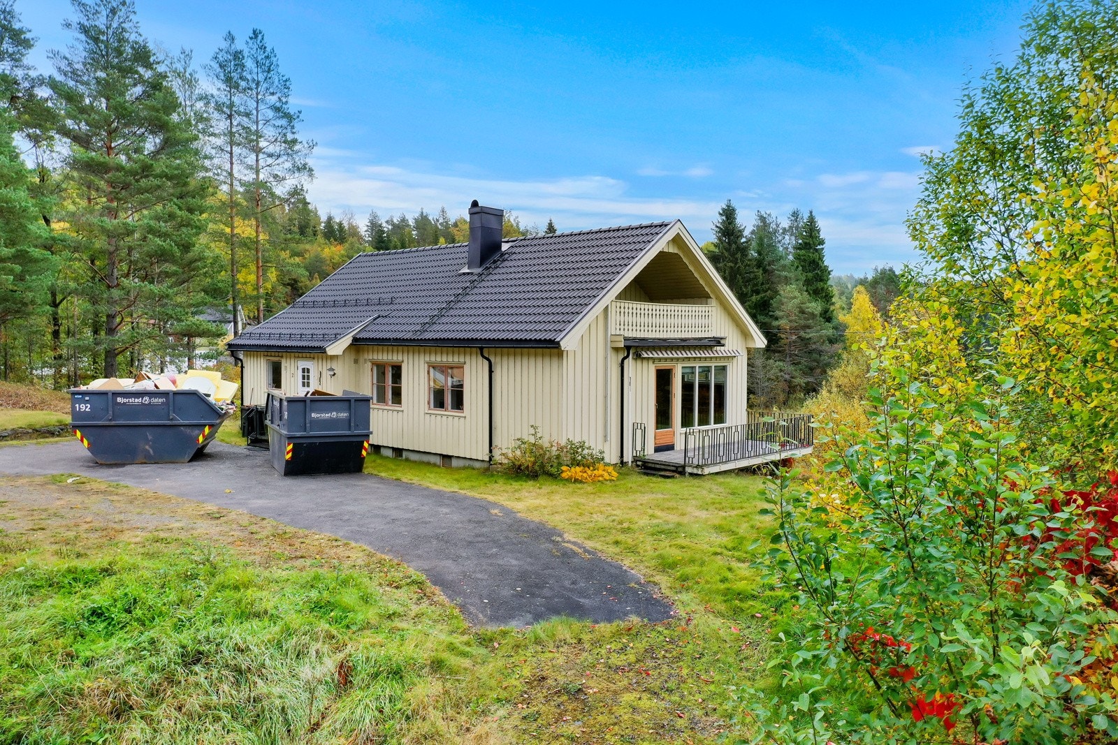 Ønsker du visning? Ta kontakt med eiendomsmegler Bjørn Helliksen, på tlf.40 40 19 77, for nærmere avtale. Galleribilde