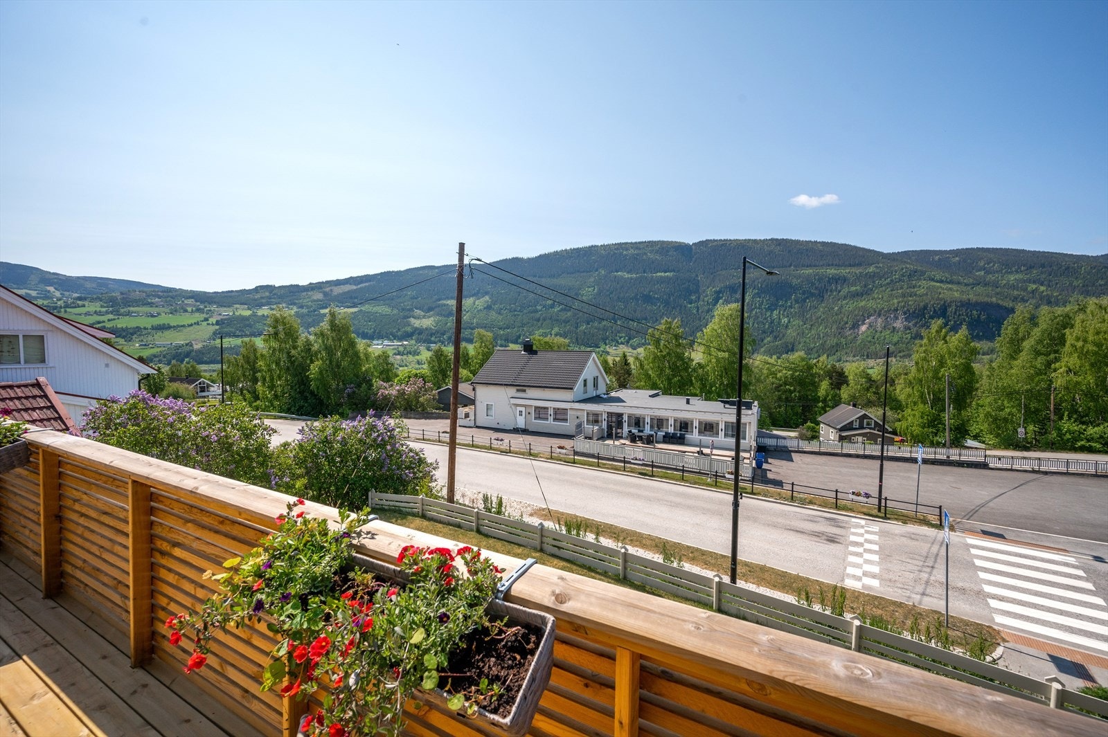 Fin utsikt fra terrasse. Galleribilde