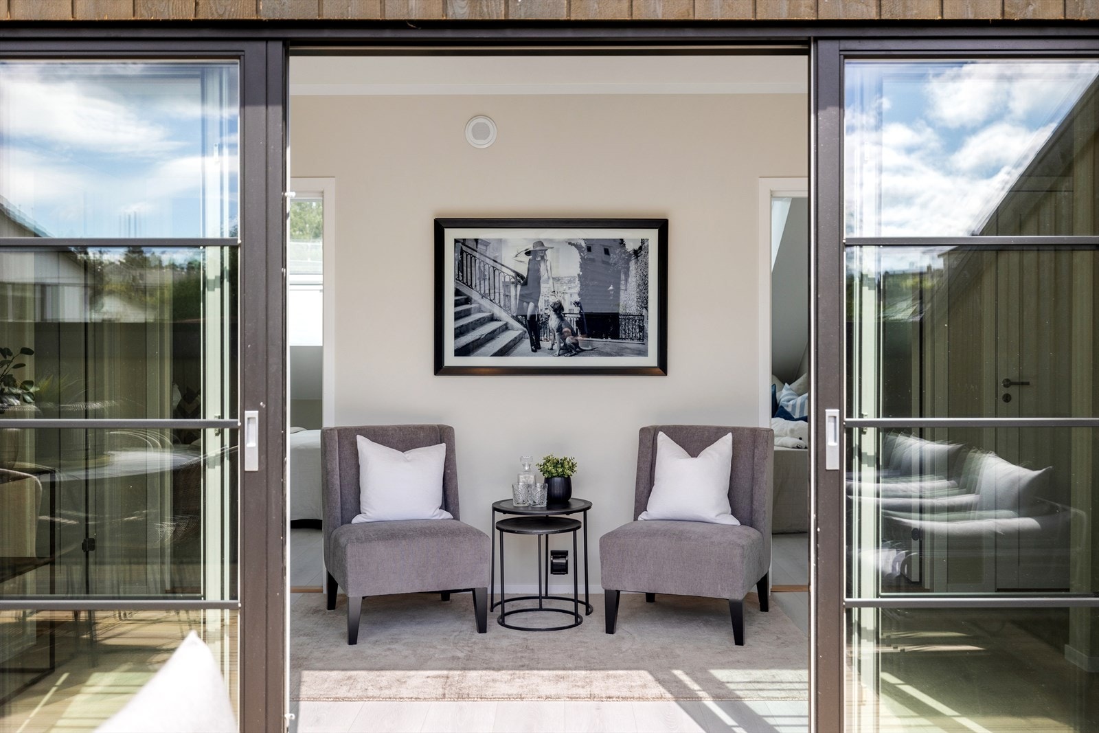 Fine fargevalg er gjennomgående i hele boligen Galleribilde