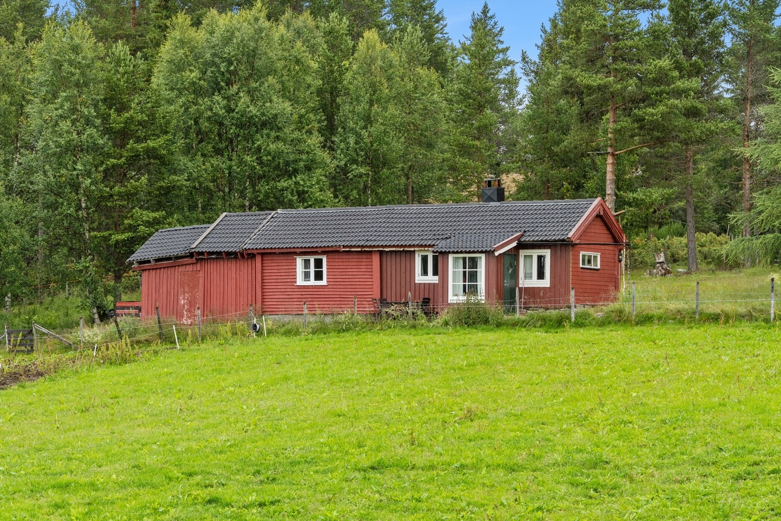 Trivelig hytte med fin beliggenhet. Galleribilde