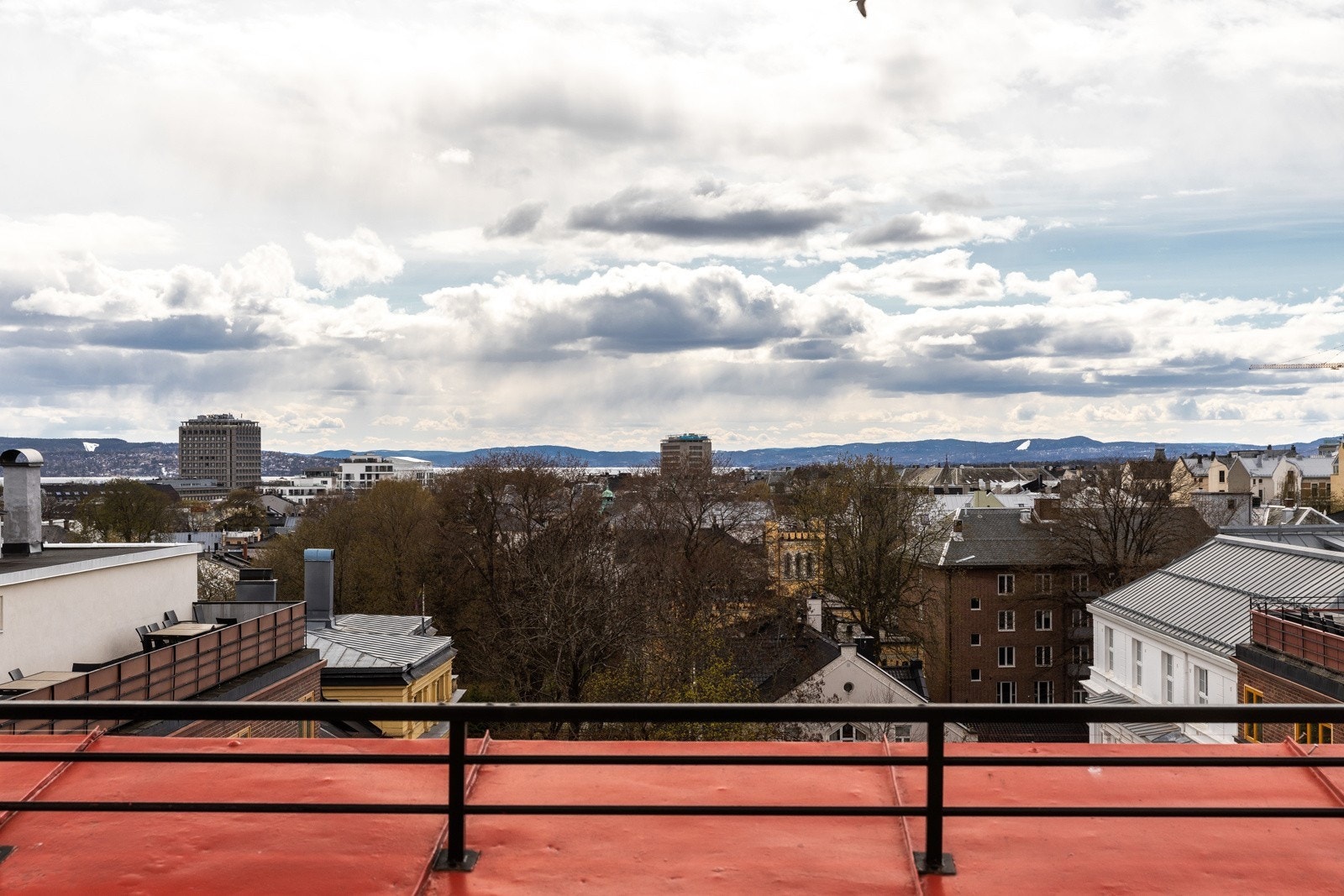 Utsikt fra takterrasse. Galleribilde